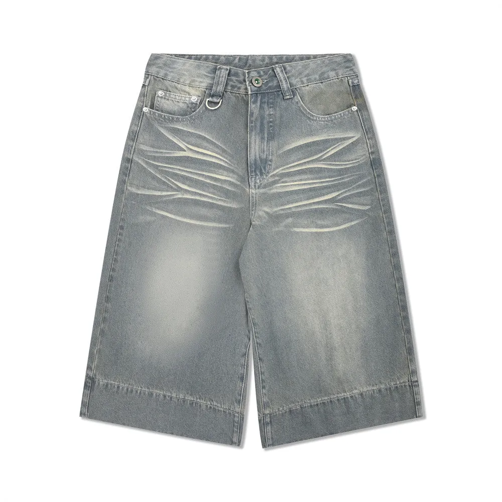 Distressed Loose Knee-Lenght Jorts