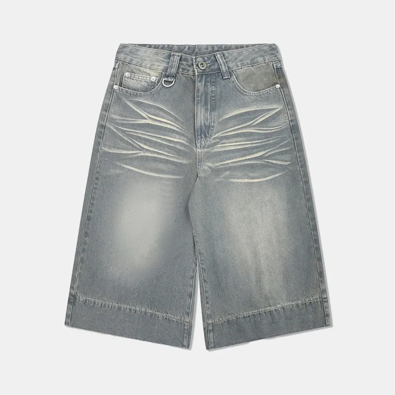 Distressed Loose Knee-Lenght Jorts