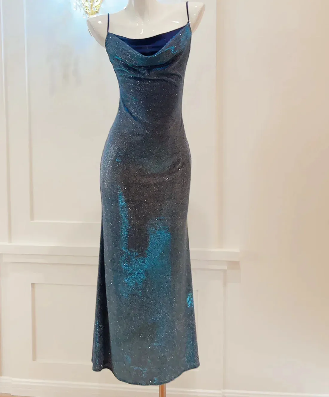 Elegant Dresses Evening Wear Spaghetti Straps Sparkling Sheath Long Prom Dress Formal Party Gown