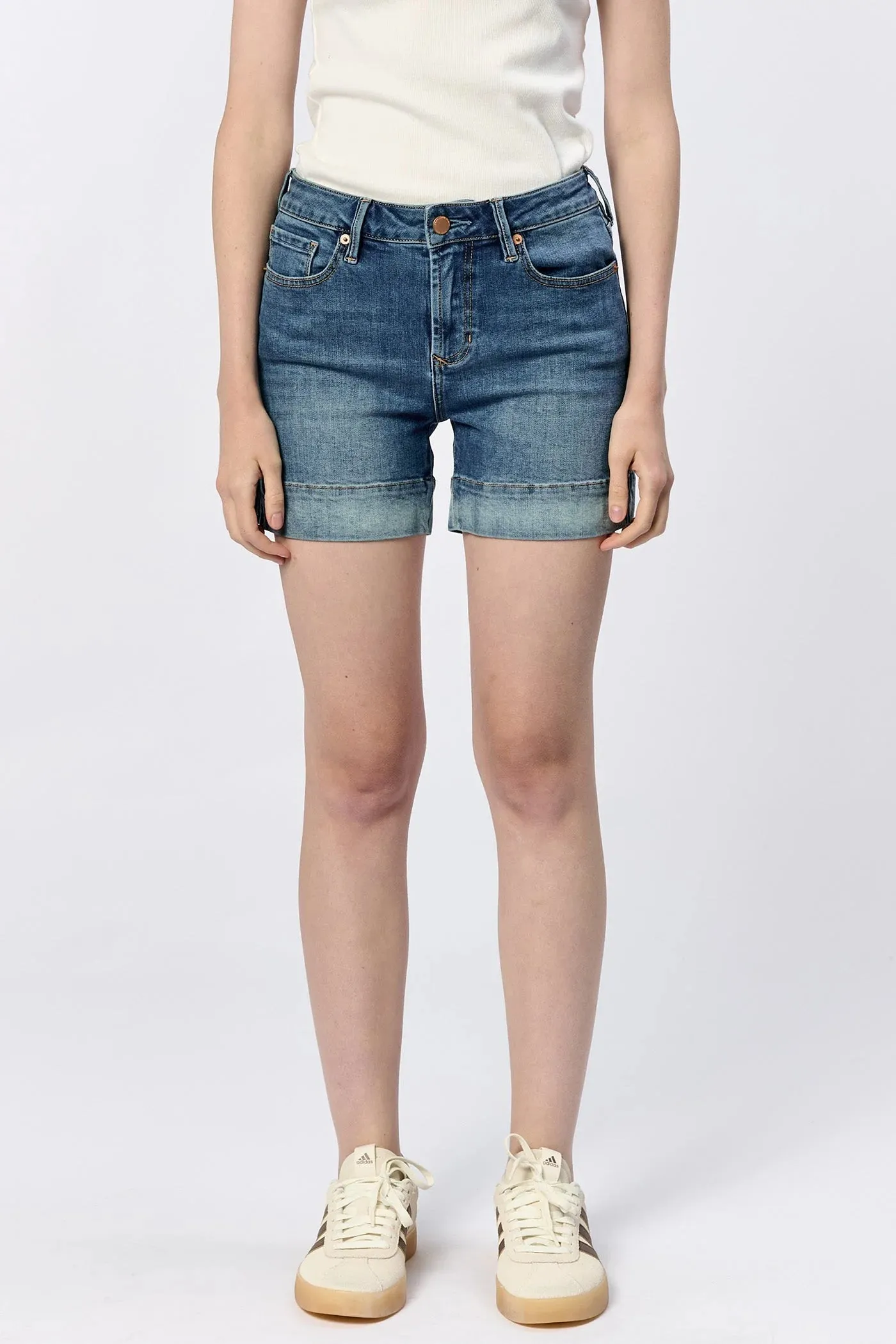 Julian Denim Shorts in Lagoon